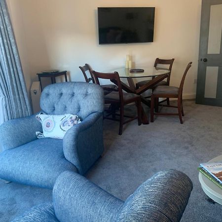 Purlins Holiday Apartment ซอลส์บรี ภายนอก รูปภาพ